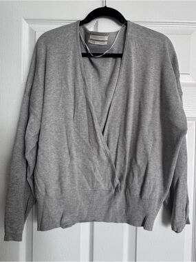Urban Outfitters Erin Surplice Deep V-Neck Sweater Light Gray Women's L Large